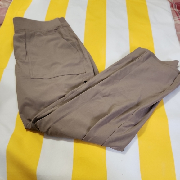 Athleta Pants - Athleta Women's Tan Pants